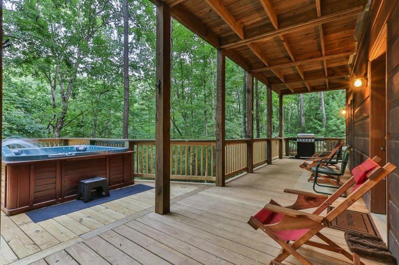 Fox Hollow Villa Ellijay Exterior photo